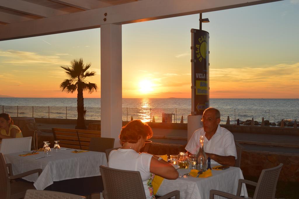 Vela Club